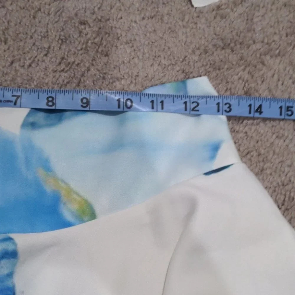 Blue Abstract print skater skirt‎ Size Small - Picture 3 of 6